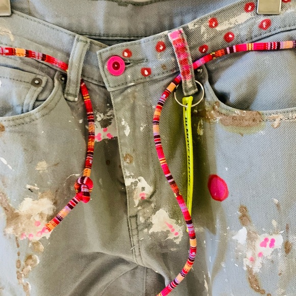 Levi’s festival ready jeans - Picture 2 of 6